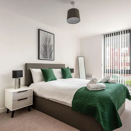 Stayzeni, Ouse Court Smart 2 Bed Flat * York