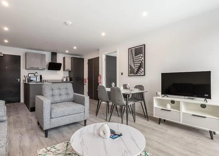 Stayzeni, Ouse Court Smart 2 Bed Flat *