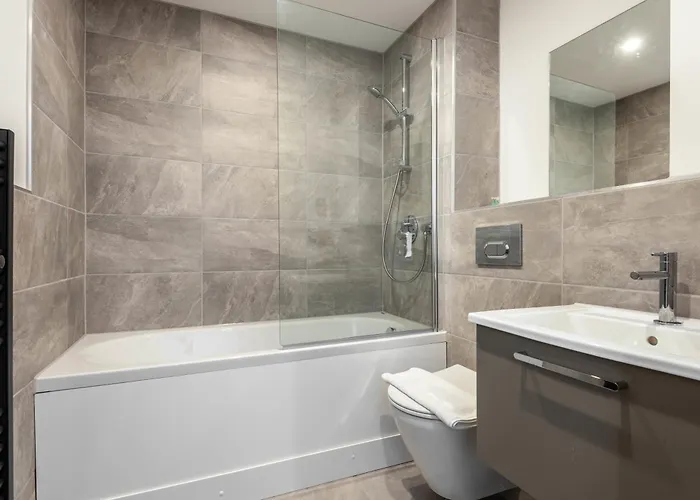 Stayzeni, Ouse Court Smart 2 Bed Flat Apartament *